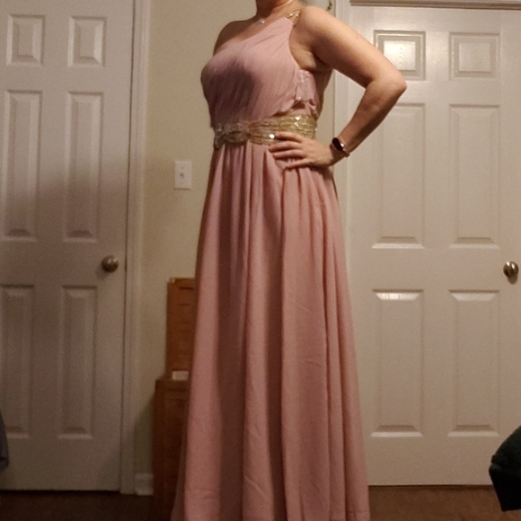 💞💞Formal Gown💞💞 - Picture 1 of 5